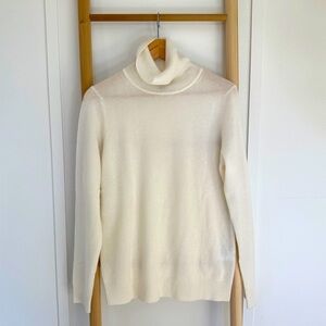 100% cashmere turtleneck sweater